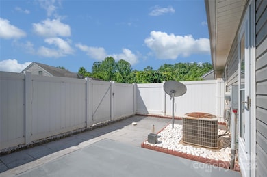 943 Barracuda Ave, Statesville, NC 28677 - photo 3