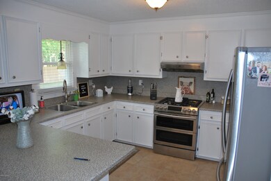 770 Corbett St, Winterville, NC 28590 - photo 6