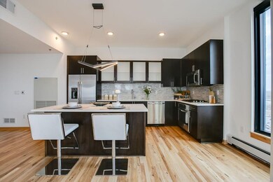Legacy Model with similar floor plan