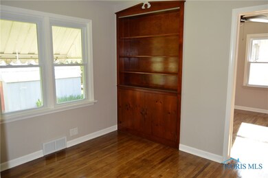 705 Cherry St, Findlay, OH 45840 - photo 6