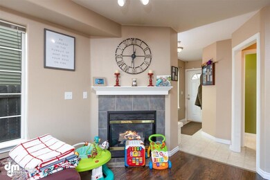 04-Living Room-ELKO7365