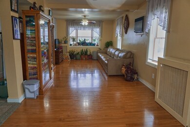 33 Bachman St, Lowell, MA 01850 - photo 6