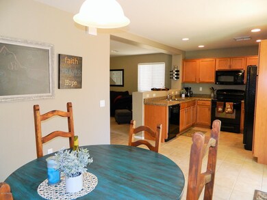 Eat in Kitchen2
