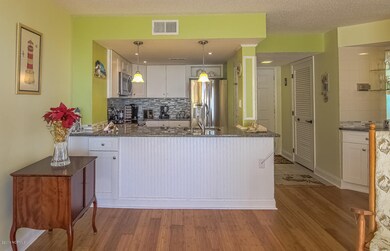 2000 New River Inlet Rd North-large-013-