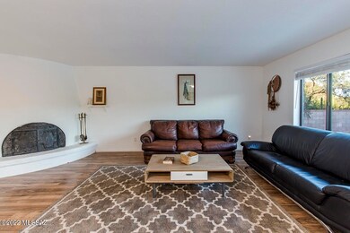 Living room 1