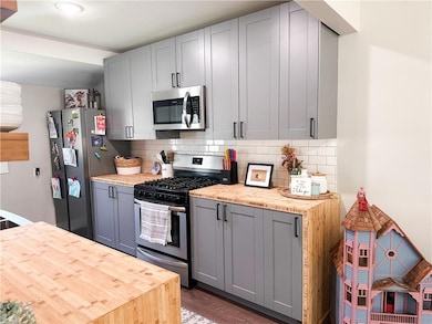 504 W 14th St N, Newton, IA 50208 - photo 3