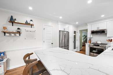 4901 Baylor Ct, Raleigh, NC 27609 - photo 7