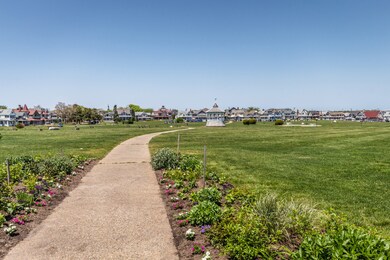 2 Pennacook Ave unit 204, Oak Bluffs, MA 02557 - photo 5