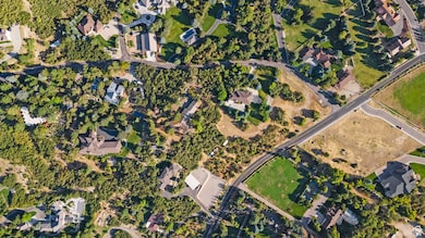 10665 S 2340 E, Sandy, UT 84092 - photo 7