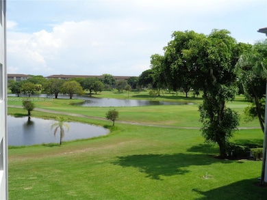 251 SW 132nd Way unit 315H, Pembroke Pines, FL 33027 - photo 5