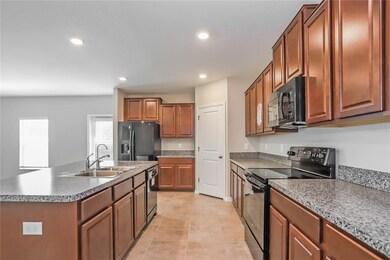 10254 Carloway Hills Dr, Wimauma, FL 33598 - photo 5