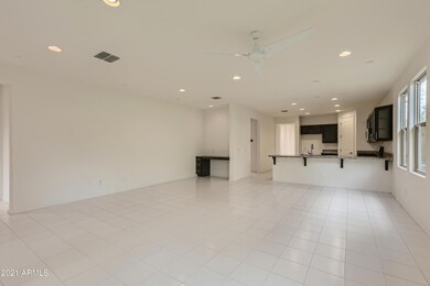 5-722642163-07 Living Room