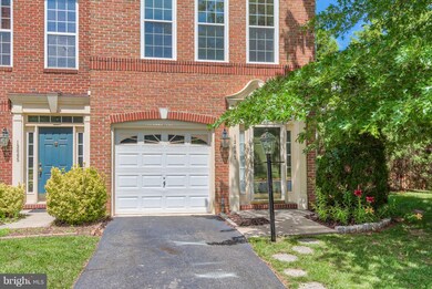 13067 Park Crescent Cir, Herndon, VA 20171 - photo 2