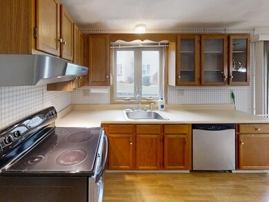 57 Quail Run, Tewksbury, MA 01876 - photo 5