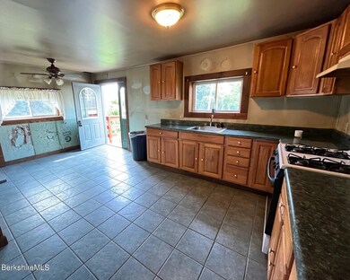 kitchenb