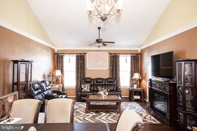 14119 Shelby Cir, Hagerstown, MD 21740 - photo 7