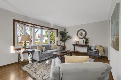 1001 W 80 1/2 St, Bloomington, MN 55420 - photo 3