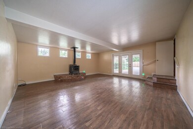 374 Weldon St-28