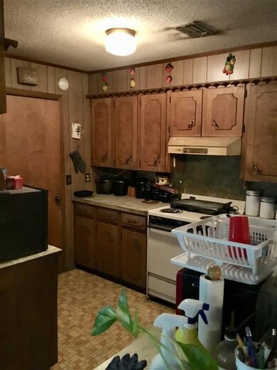 228 Cherokee Trail, Texarkana, TX 75501 - photo 6