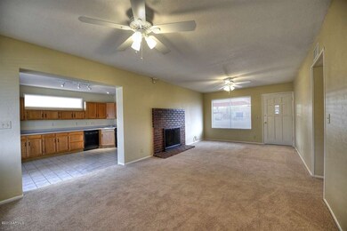 004_Living Room View