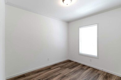 633 Chestnut Ct unit B25, Deland, FL 32724 - photo 5