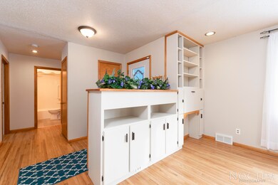 1214 N 2nd St-4