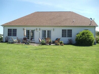 1568 Crestview Dr, La Porte, IN 46350 - photo 3