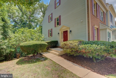 7235 Worsley Way, Alexandria, VA 22315 - photo 3