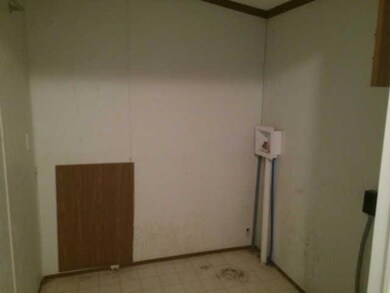 303 Henderson Rd, Shelbyville, TN 37160 - photo 7