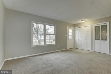 5026 Tartan Hill Rd, Perry Hall, MD 21128 - photo 4