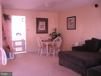 1476 Lowell Ct unit 18, Crofton, MD 21114 - photo 5