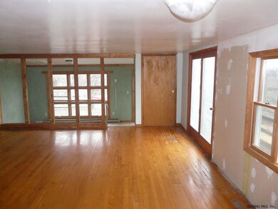 5 Seaforth Rd, Troy, NY 12180 - photo 3