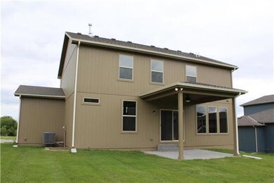 1513 SW 44th St, Lees Summit, MO 64082 - photo 2