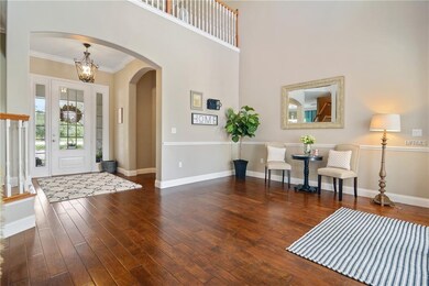 ENTRYWAY: OPEN FLOOR PLAN!