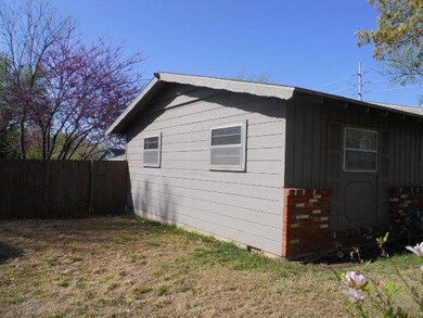 214 W Park St, Nixa, MO 65714 - photo 5