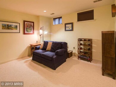 7305 Rocky Creek Dr, Columbia, MD 21046 - photo 4