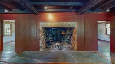 136 Plantation St, Worcester, MA 01604 - photo 4