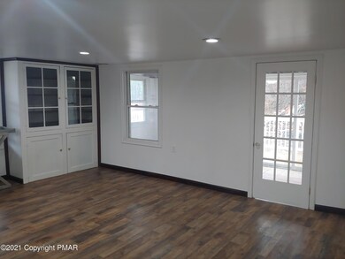 516 Red Rock Rd, Cresco, PA 18326 - photo 5