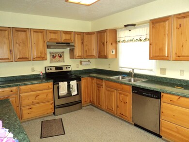 2032 W 3rd 013