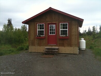 Move right in...........starter cottage