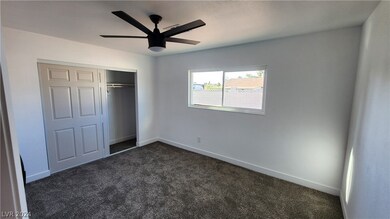 2064 E Russell Rd, Las Vegas, NV 89119 - photo 5