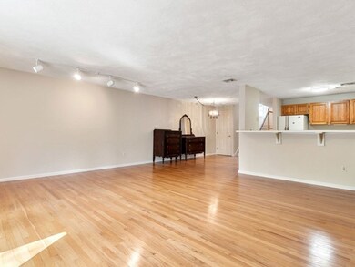 28 Hobart Ln, Rockland, MA 02370 - photo 7