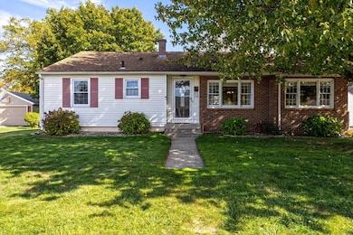 148 Yale St, Ludlow, MA 01056 - photo 3