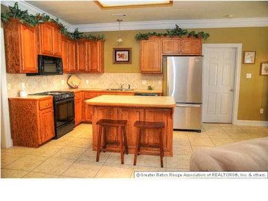 Kitchen with island