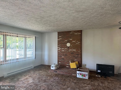 11087 Crest Ln, Bealeton, VA 22712 - photo 5