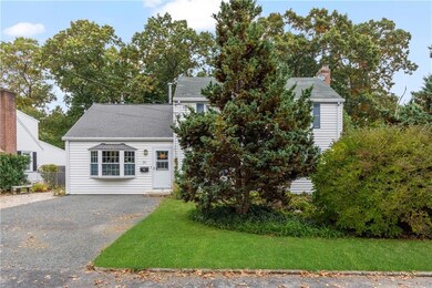 25 Parkway Dr, Warwick, RI 02886 - photo 2
