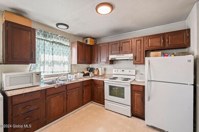 57 Twiller St, Albany, NY 12209 - photo 7