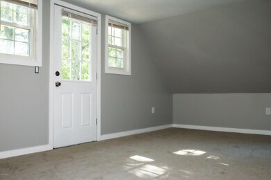 372 Wild Acres Dr, Dingmans Ferry, PA 18328 - photo 2