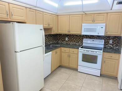 Palm-Aire Building 112 unit 504, Pompano Beach, FL 33069 - photo 3
