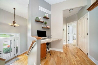 7028 Camelback Dr NE unit 25, Rockford, MI 49341 - photo 4